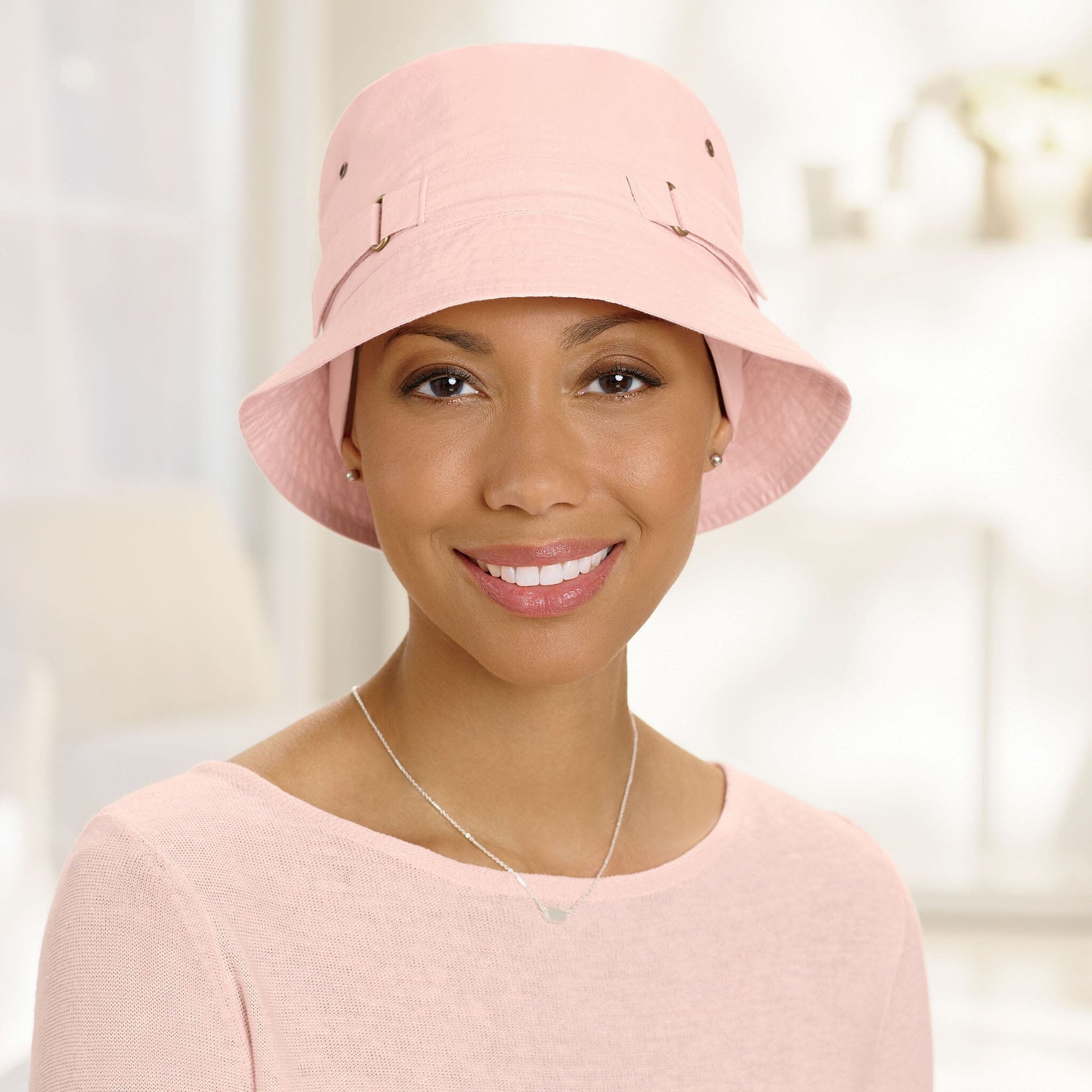 Shown in Pink with Halo with Side Bang (#8372), in (1621) Sunkissed Blonde