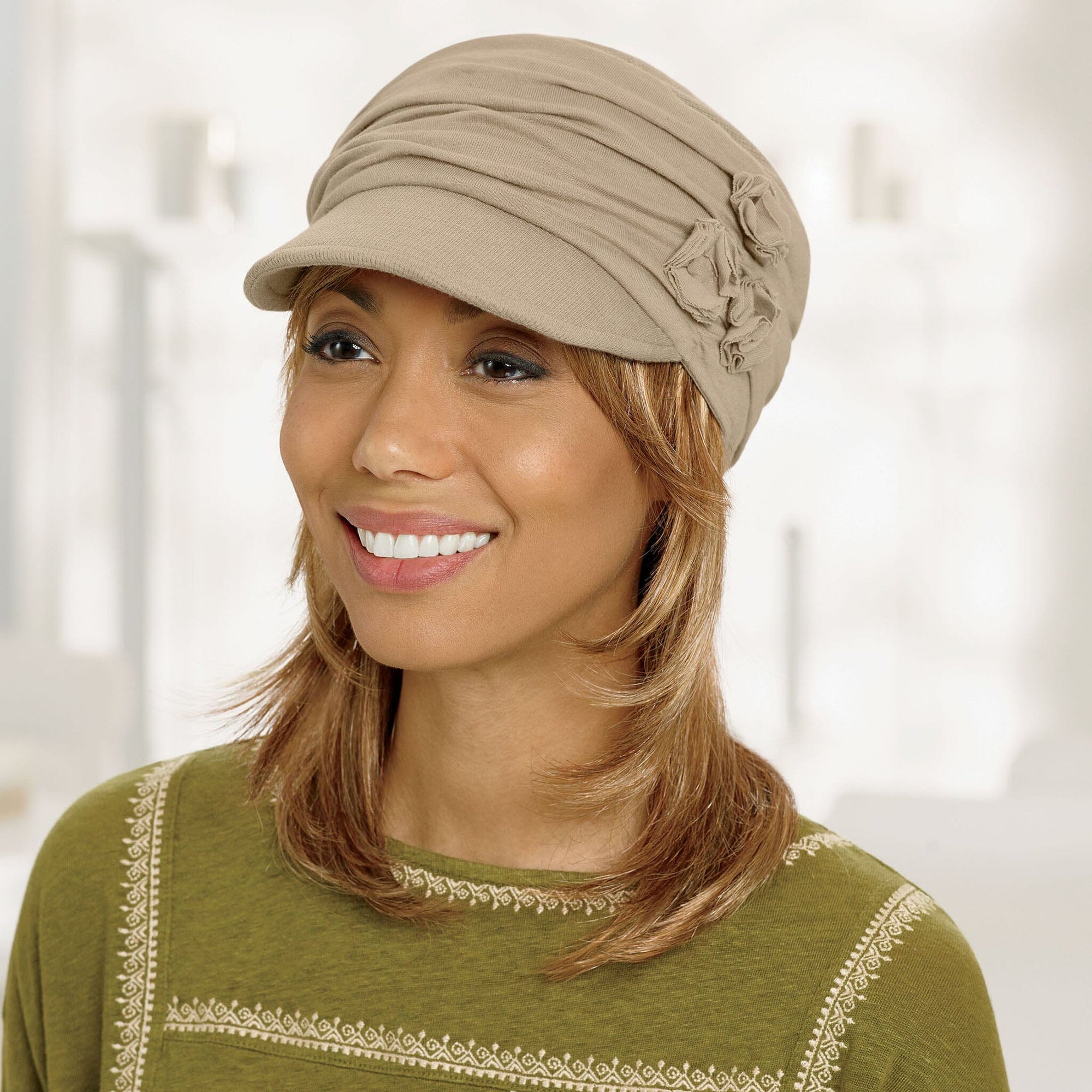 Shown in Heather Grey with Mid-Length Halo with Bang (#8374), in (1621) Sunkissed Blonde